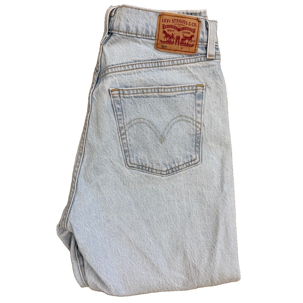 2010s Levi's 501 28x25 Cropped Jeans Bat Wing Logo Light Wash 5 Button Fly
